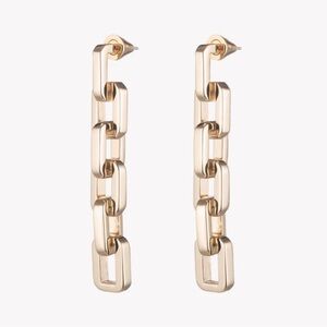 Eddie Borgo $250 Supra Link 12 Karat Gold
Pleated Earrings